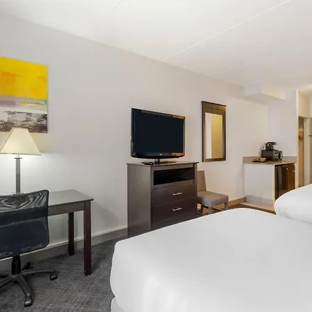 Comfort Inn & Suites Mundelein-Vernon Hills