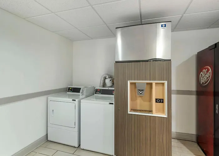 Comfort & Mundelein-vernon Hills Hotel 4*