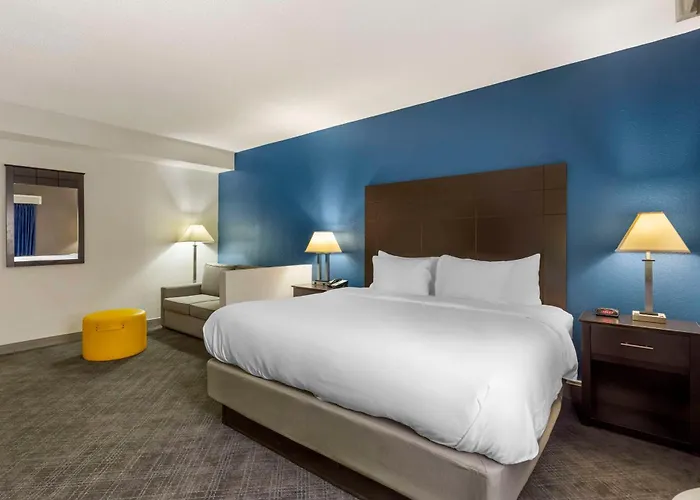 Comfort & Mundelein-vernon Hills 4*