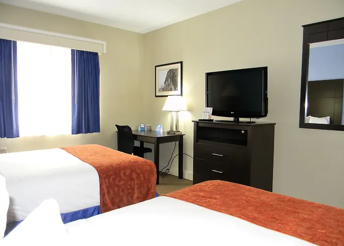 Hotel Comfort & Mundelein-vernon Hills 4*