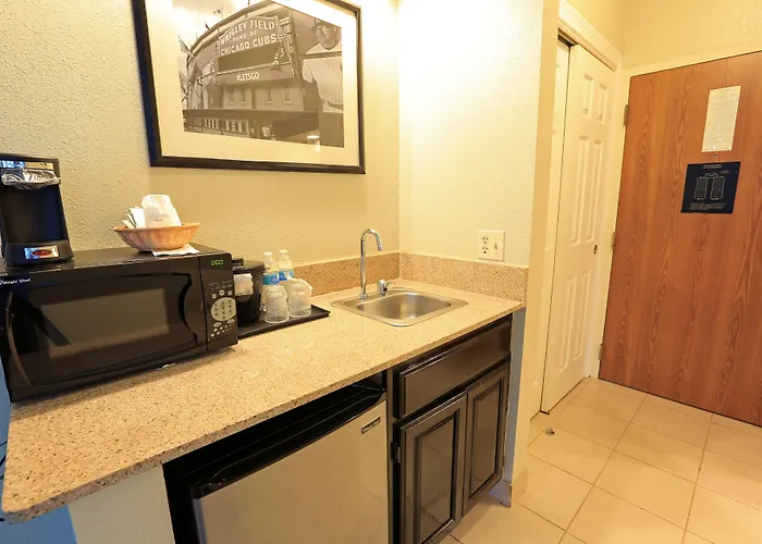Comfort & Mundelein-vernon Hills Hotel