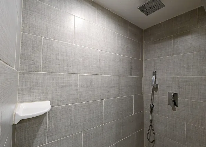 Comfort & Mundelein-vernon Hills 4* Mundelein
