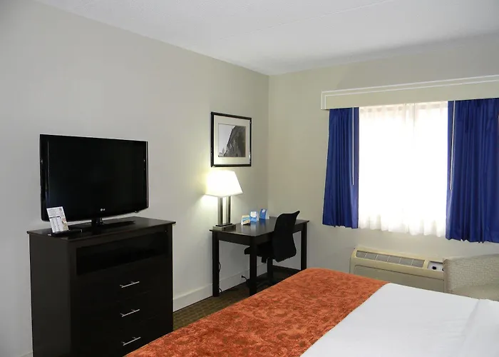Hotel Comfort & Mundelein-vernon Hills 4*